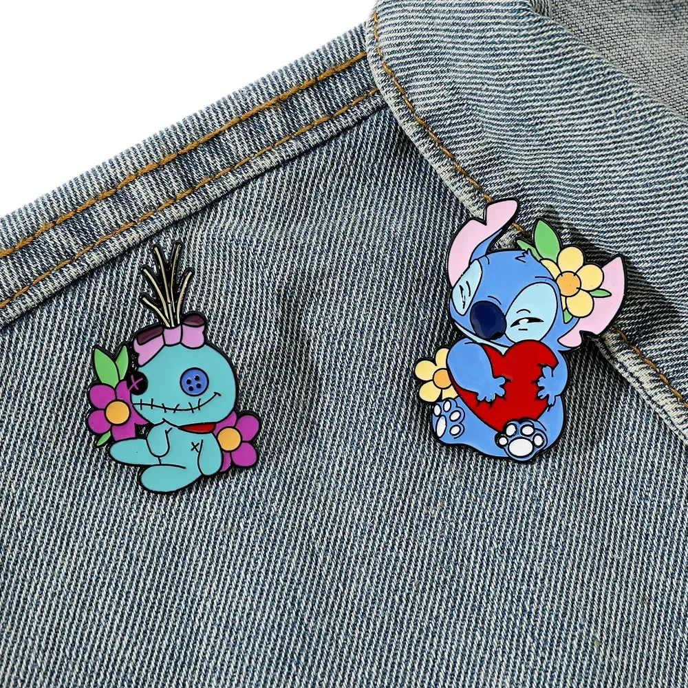 Cartoon Disney Lilo & Stitch Enamel Brooch Cute Stitch Lapel Pin for Backpack Jacket Badge Jewelry Anime Metal Pin for Kids Gift