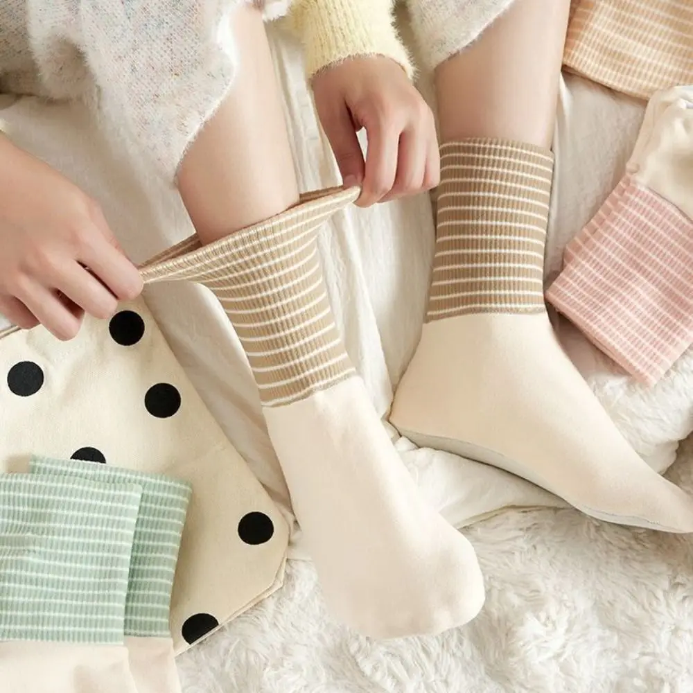 

4 пары утолщенных дышащих женских носков средней длины с мультяшным принтом, в стиле пэчворк, для сна, с защитой от скольжения