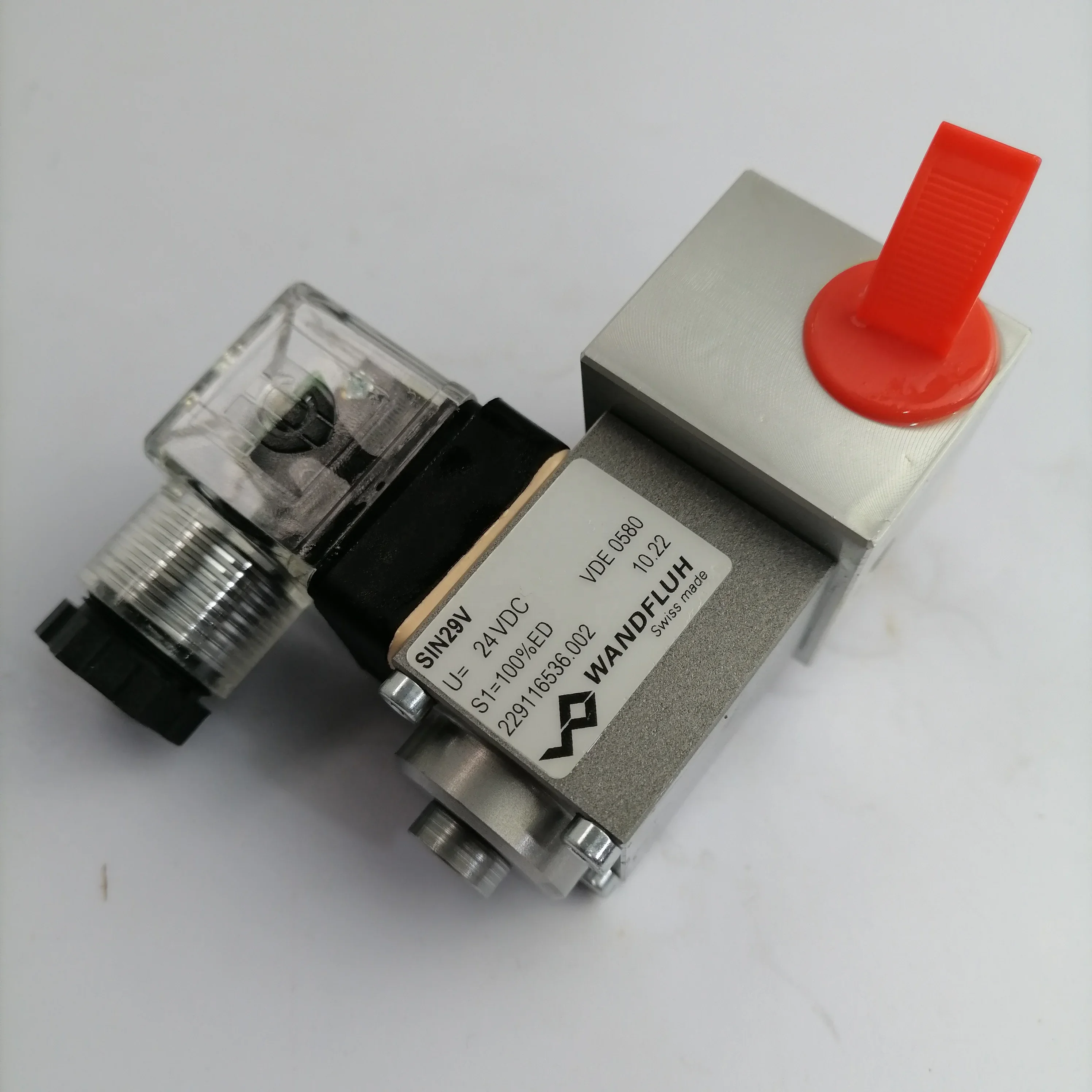 الأصلي Wandfluh Hydraulische Magnetventielen M2203-G24-C