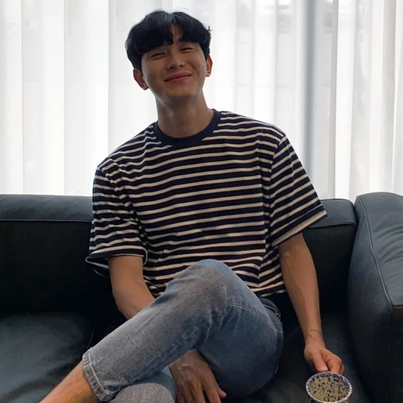 

Летняя полосатая футболка с коротким рукавом, мужская повседневная универсальная свободная базовая футболка, хлопковая футболка с круглым вырезом для пар, модный бренд