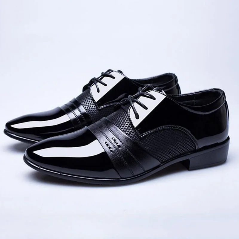 Fashion New British Men\'s Leather Shoes Classic Man Pointed Toe Formal Wedding Shoes Male Flats Dress Shoes Lace Up