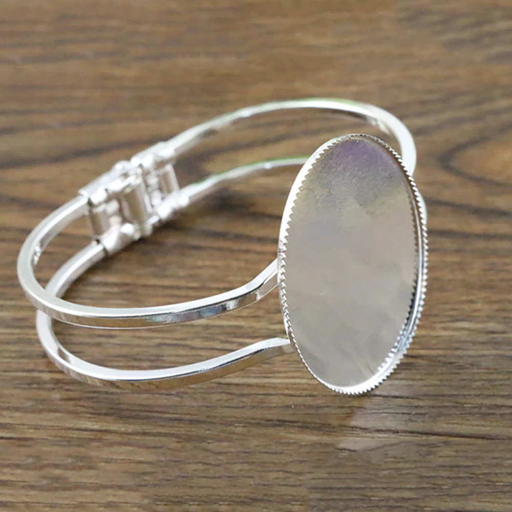 High Quality  30*40mm Silver Plated Oval Bangle Base Bracelet Blank Findings Tray Bezel Setting Cabochon Cameo 