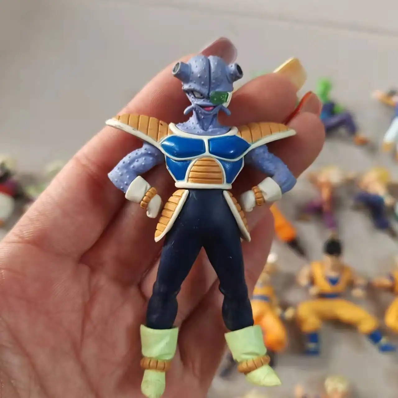 BANDAI figurka postaci z Dragon Ball japoński wersja prawdziwej HG Gachga Naba Vegetajv bez podstawy Model specjalny zabawki