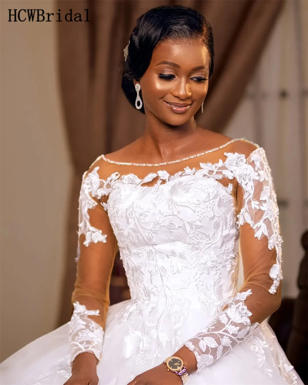 Customized 2024 Long Sleeves African Wedding Dresses Floor Length Graceful Lace Tulle Princess Bridal Gowns Dorpshipping
