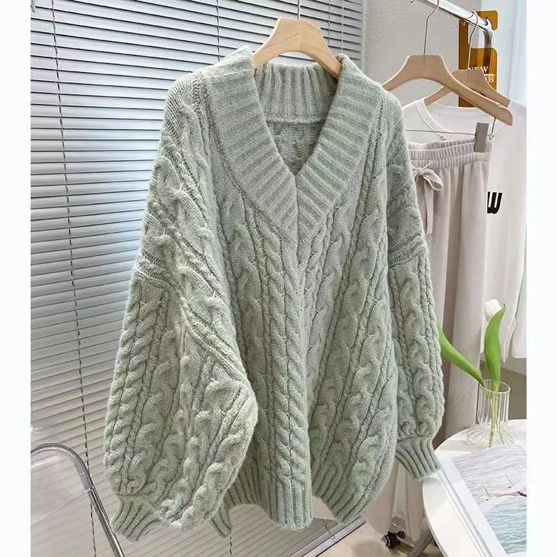 Women\'s Autumn and Winter Fashion Loose Outer Wear Lazy Style Niche Warm Knit Sweater Top