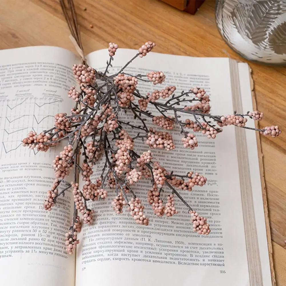 

4 Pcs Artificial Berry Stems Faux Fruit Branch Luxury Home Plants Ornaments for Christmas Wreath Crafts Winter Home Decor