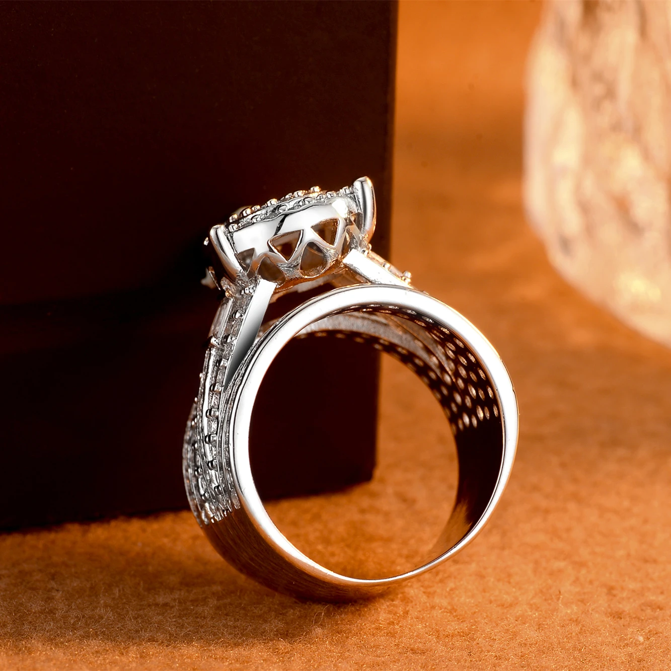 Luxury Full Diamond Ring for Men and Women, Exquisite Gift