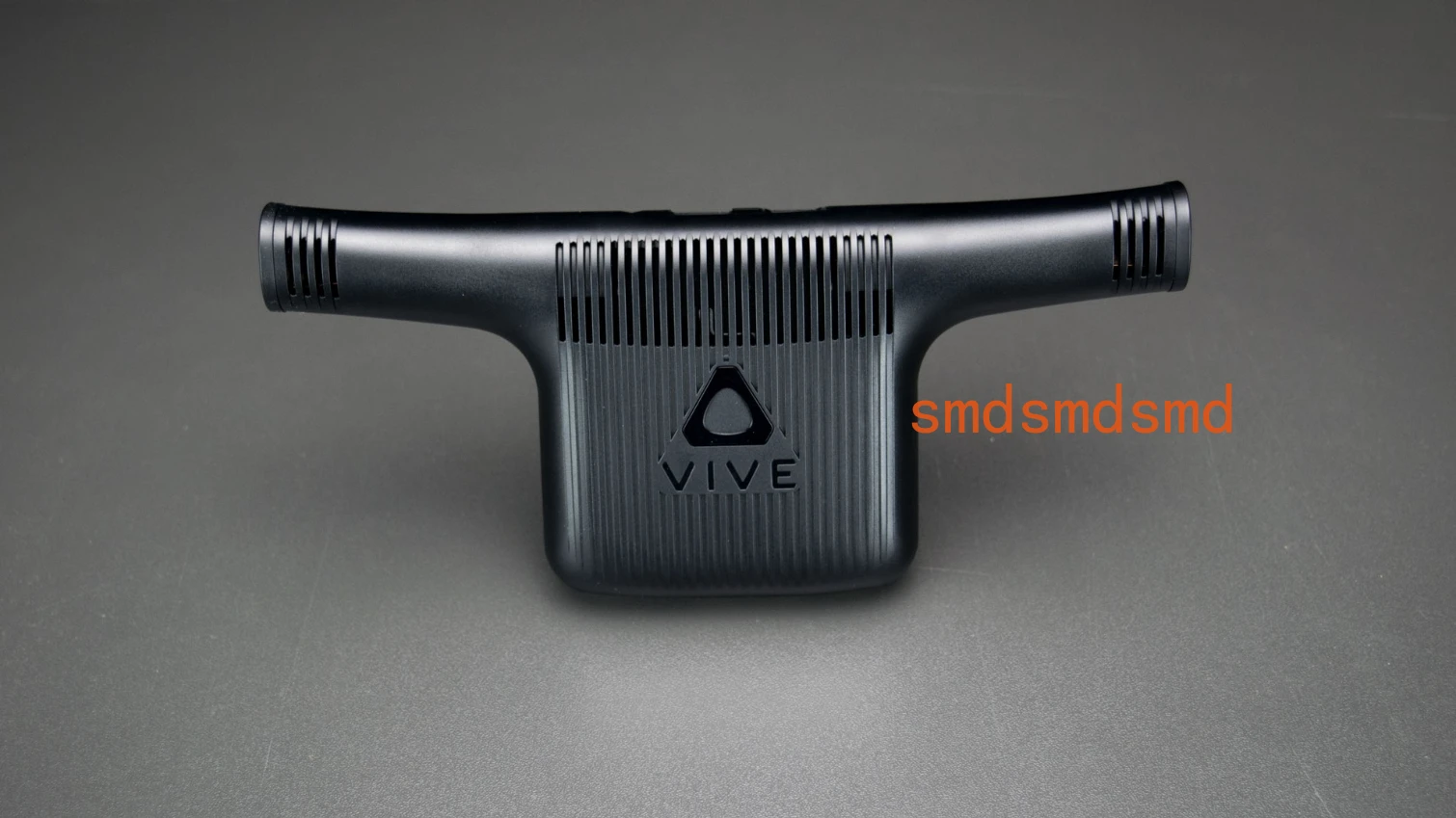 HTC  Wireless Adapter Wireless VR for Vive Cosmos,Vive Pro and Vive Pro Eye supports 3264 x 1632 resolution and 90Hz refresh