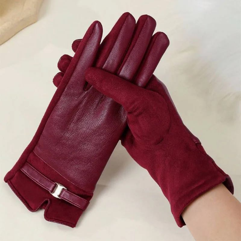 Women's Protein PU Leather Suede Touch Screen Compatible Fashion Commuting Thick Velvet Insulated Belt Buckle Riding Gloves