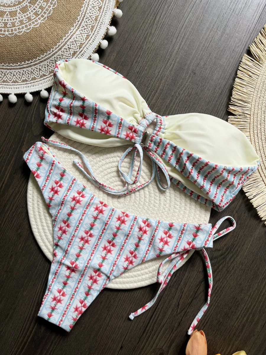 Bikini Set dla kobiet Rose Red Stripe Print Strapless Backless Swimsuit Suit Beach Vacation Thong Sexy Swimwear 2025 New Style