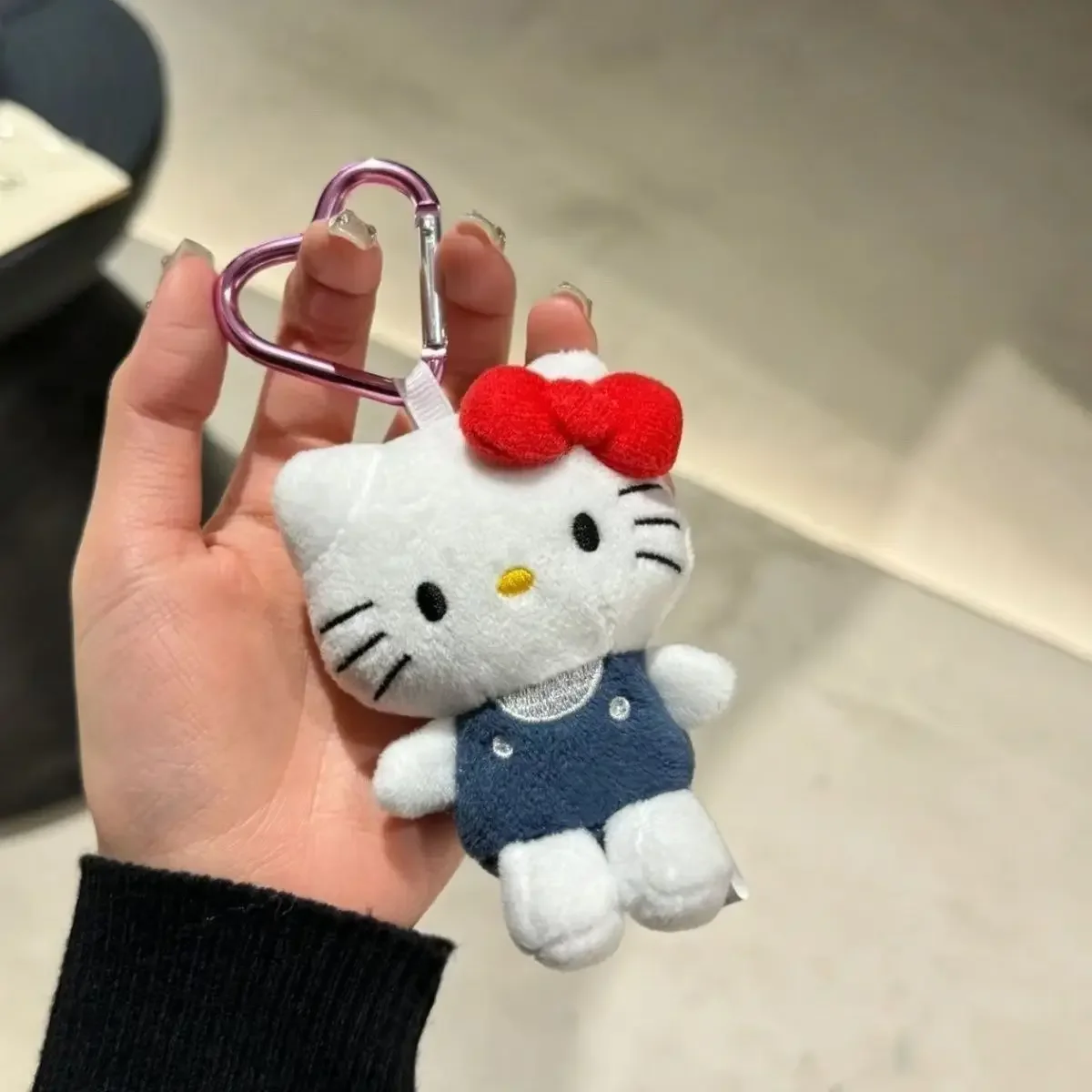 Kawaii Cute Sanrio Leopard Print Hello Kitty Plush Doll Charm Brelok do kluczy Anime Cartoon KT Cat Bags Pendant Toys Girl Gift