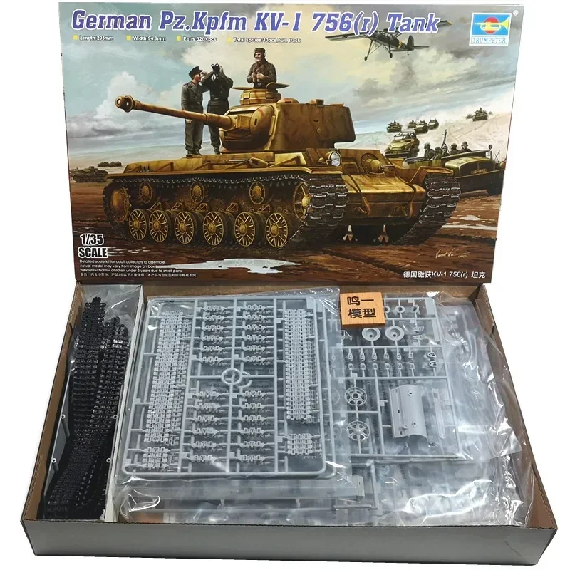 

Набор для сборки тяжелого танка Trumpeter 00366 в масштабе 1/35, немецкий Pz.Kpfm KV-1 756(r) — идеально подходит для коллекций взрослых любителей хобби.