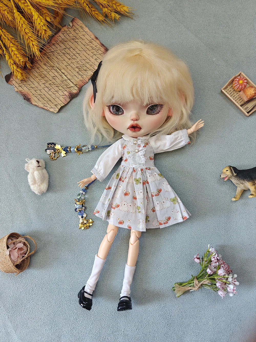 

Blythe Doll clothes Vintage Light gray rabbit floral Dress cute handmade Blythe Clothes OB22 OB24 AZONE Blythe Doll Accessories