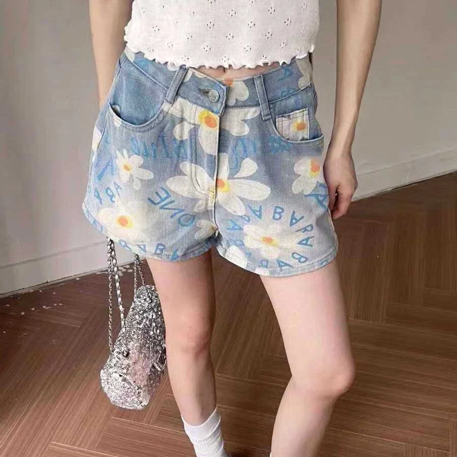 

Female Short Jeans Pants Wide High Waist Women's Denim Shorts Trend 2024 Streetwear Aesthetic Flowy Jorts Hot for Summer New In