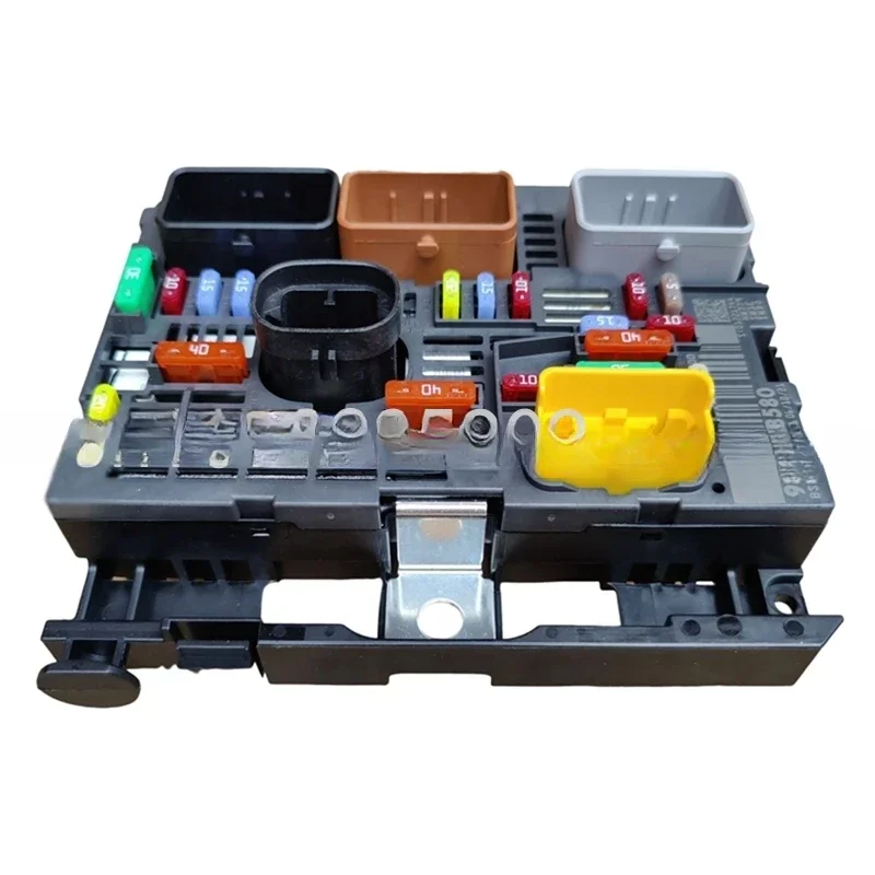 For R02 R19 Fuse Bo…