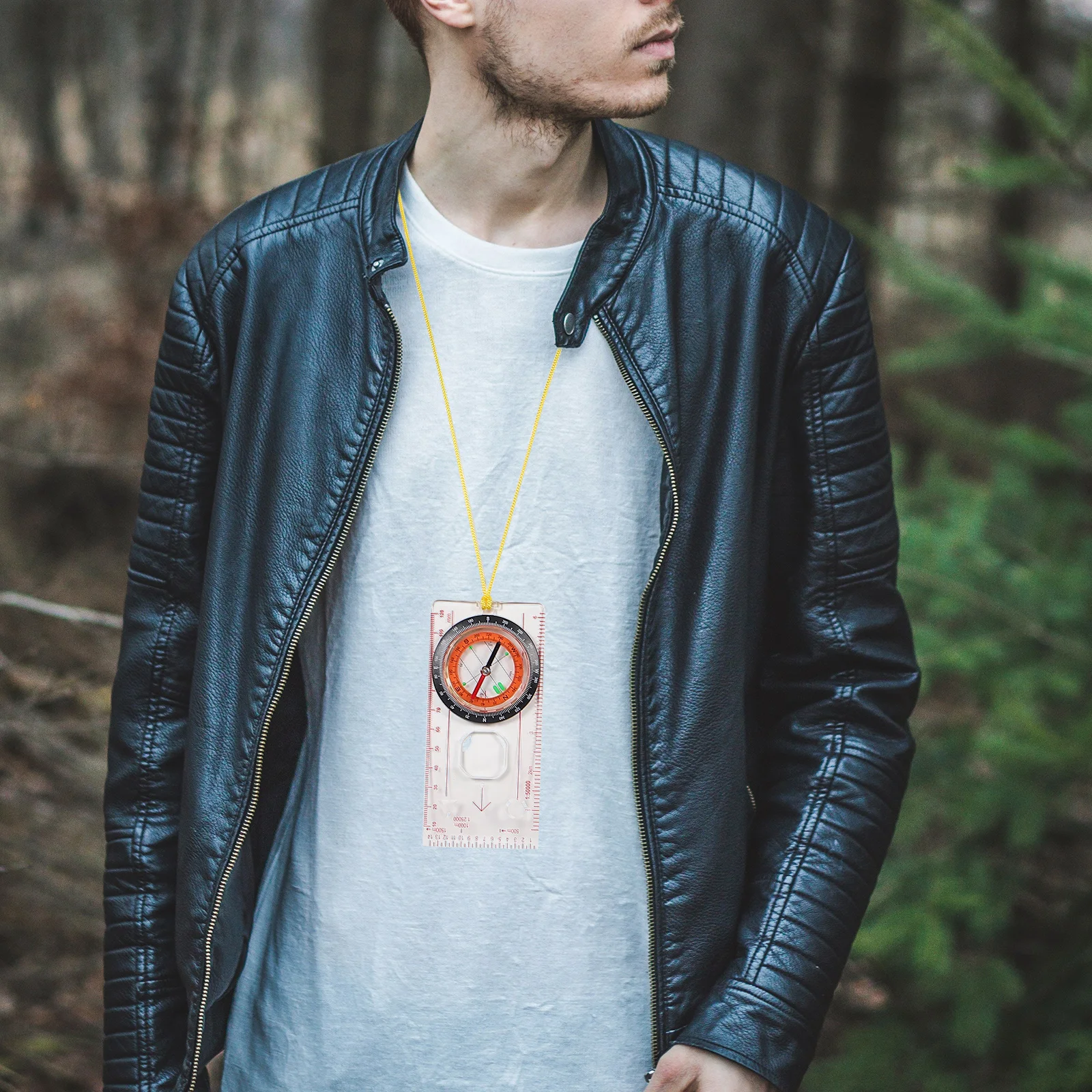 

Multifunction Compass Strong Bearing Capacity Simple Design for Travel Hiking Mapping and Surveying Tasks Navigation Compass