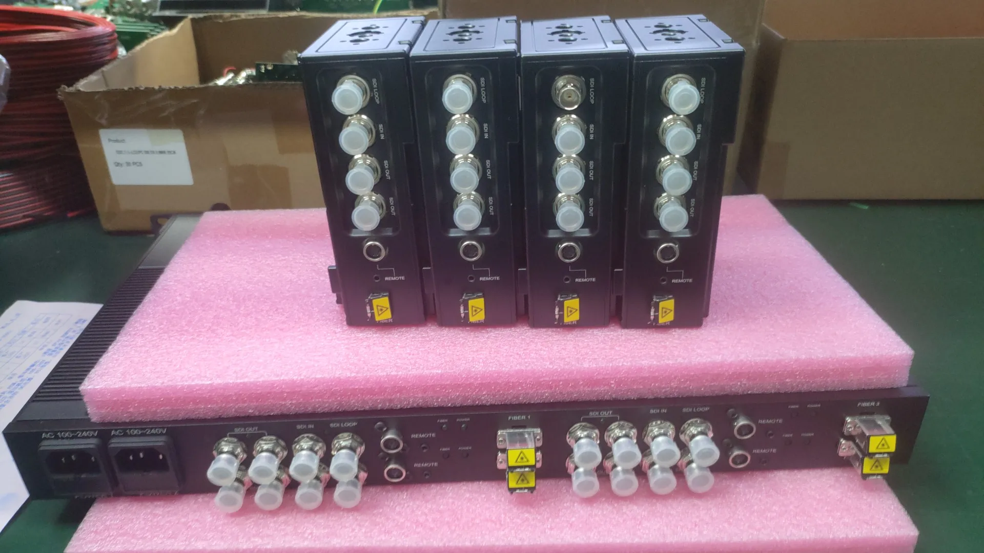 4 entradas de video 4K Sdi de 12G, Pgm, control remoto de 8 pines, fibra óptica dual LC de 2.5mm, convertidor transceptor de fibra óptica.