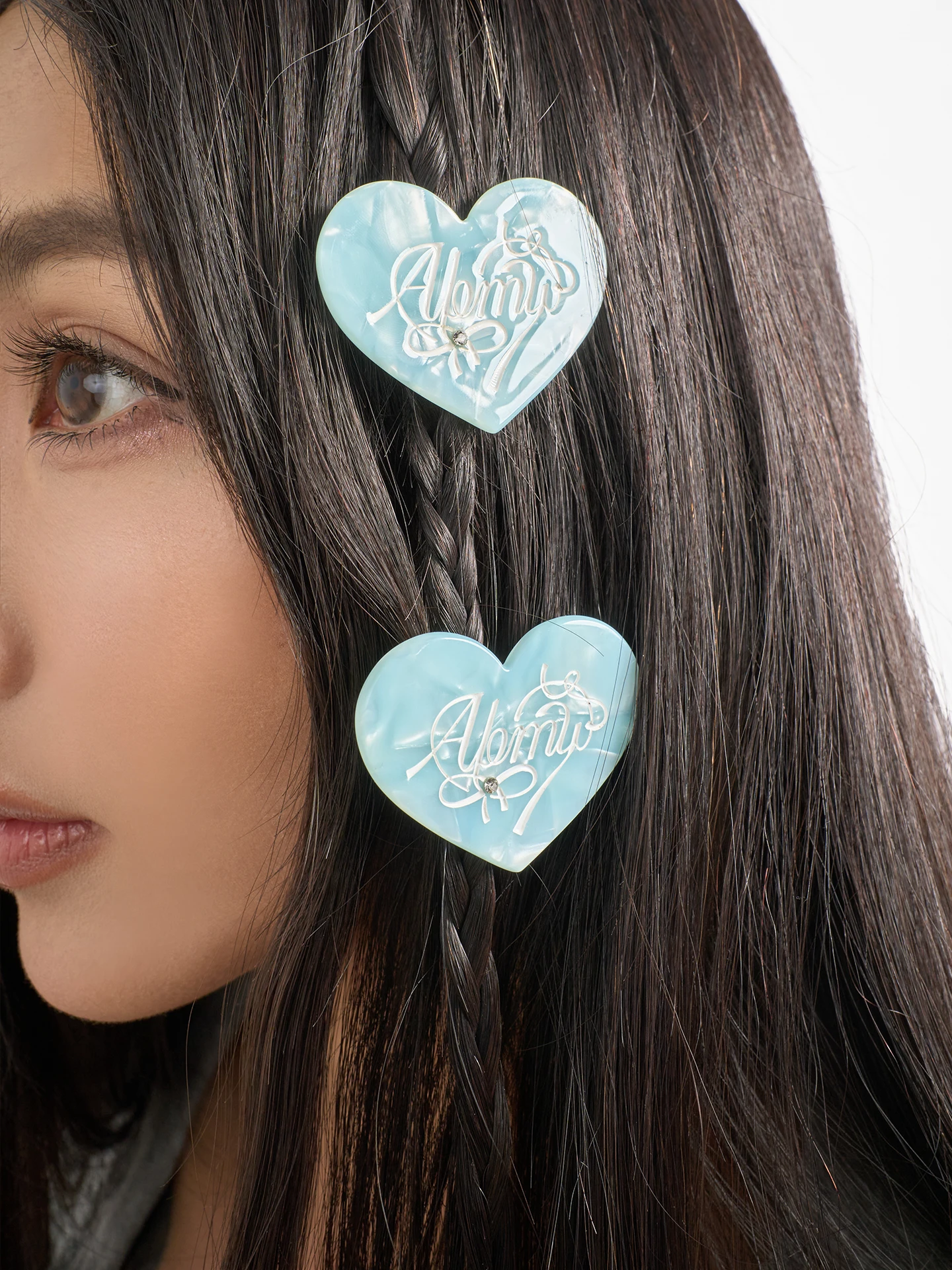island-blue-love-heart-diamond-embedded-hair-clip-cute-hairline-side-clip-abmy-adorable-hair-accessories-spring-2026