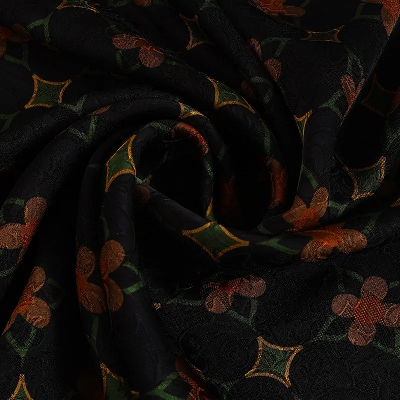 All-silk jacquard fabric floral dark pattern cheongsam and Hanfu high-end clothing