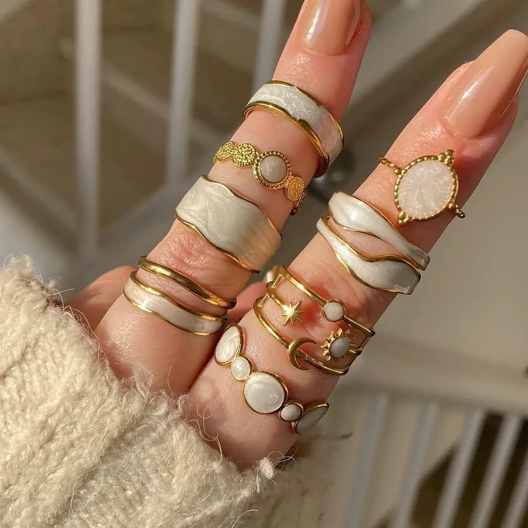 Boho Irregular Geometric Imitation Pearl Hollow Out Ring Set for Women Vintage Sun Star Moon Heart Flower Stacking Rings Jewelry