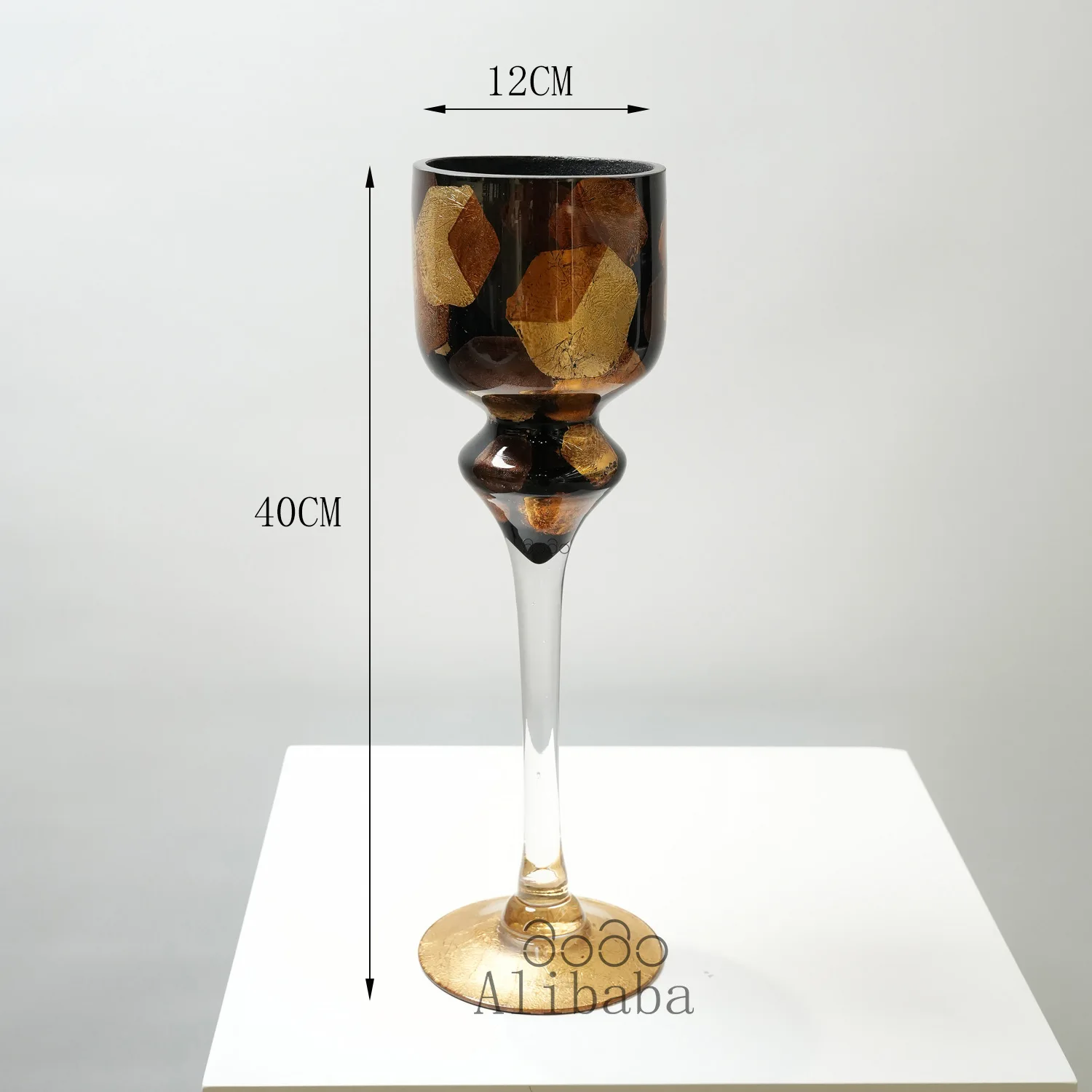 Simple and creative gold foil black tall candle holder, gold lacquer painting handmade ornament