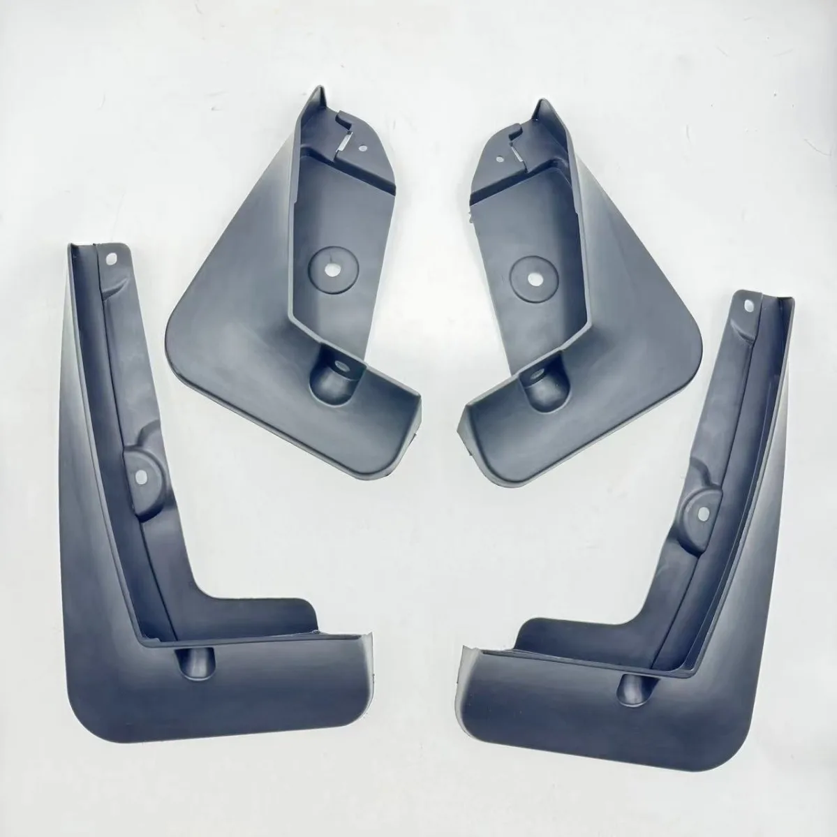 

Car Mud Flaps for Lynk & Co Z10 E371 EM-P 2024~2026 Mudflaps Mudguards Splash Guards Cover Front Rear Wheel Fender Accessories