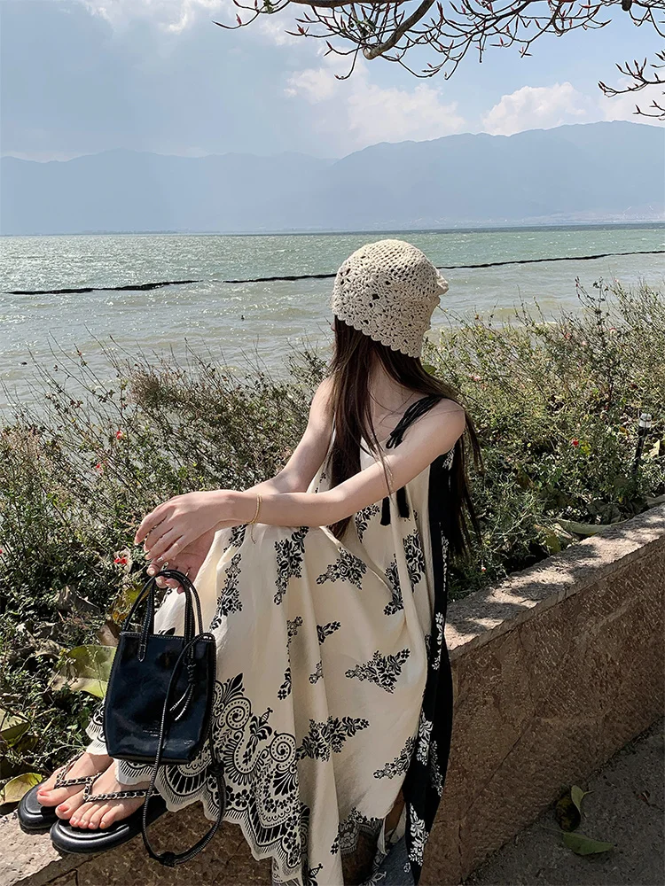 Vakantiestijl Geblokkeerde kleur bedrukte losse jurk 2025, zomer nieuwe dames casual lange onregelmatige jurken, Boho vakantie strandjurken