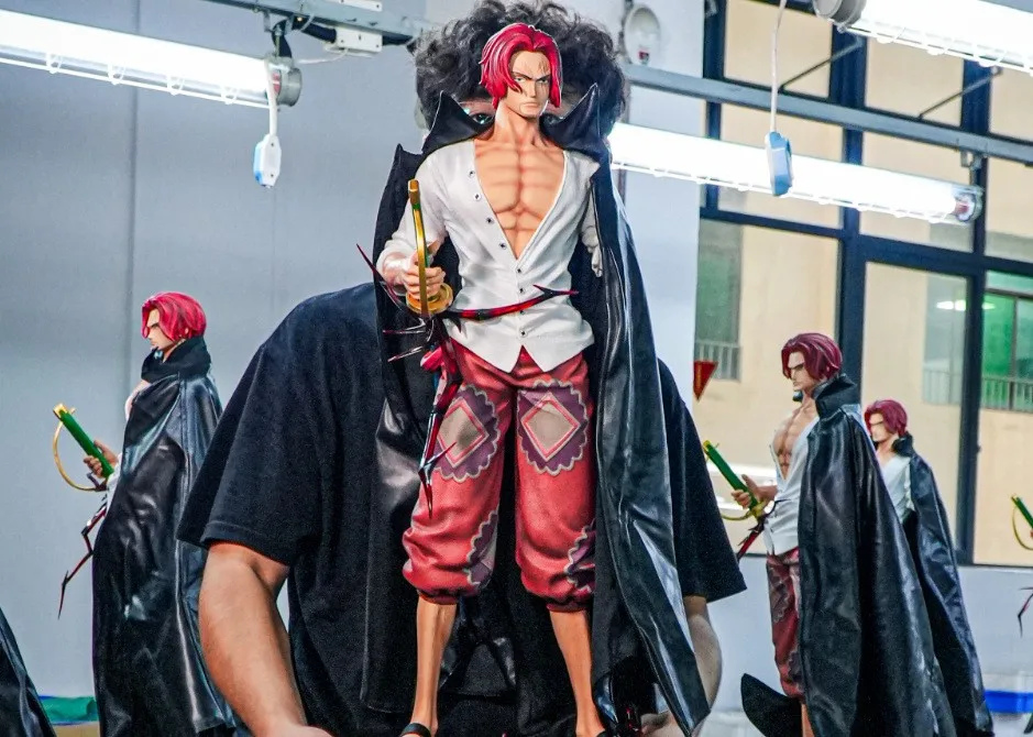 

JT Studio Extra Large Red Haired Shanks -70CM Big Cloak Limited Time Discount Welfare Statue Model Handmade Ornament