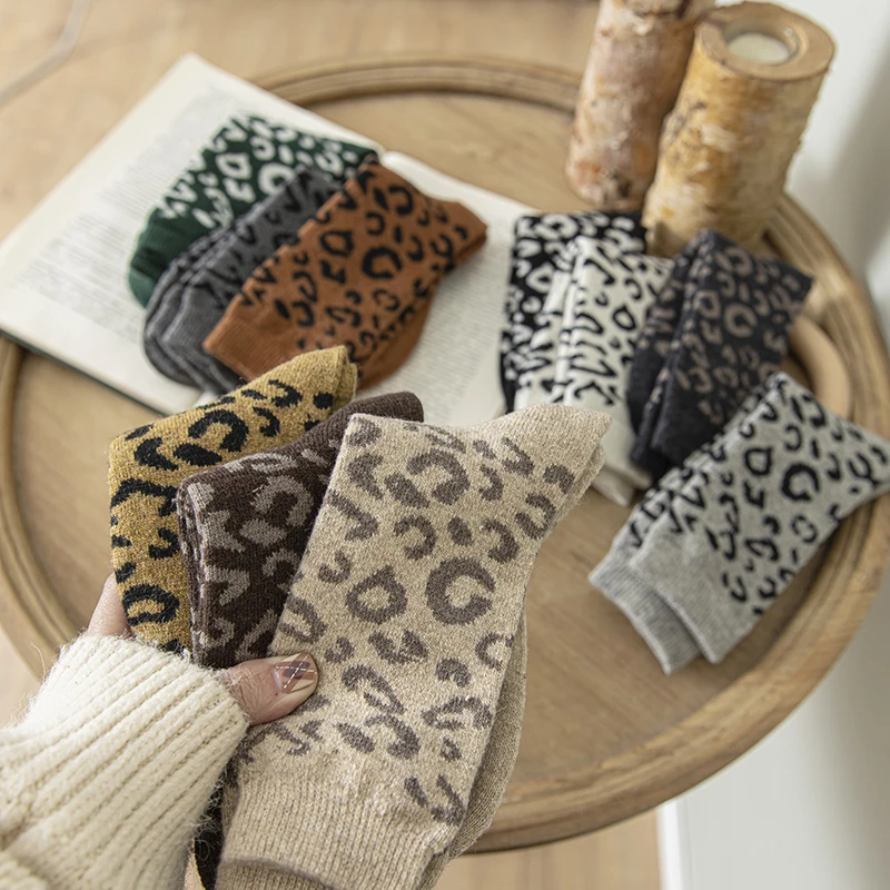 

Носки с леопардовым принтом, женские длинные шерстяные носки, осенние и зимние женские утолщенные теплые носки до середины икры