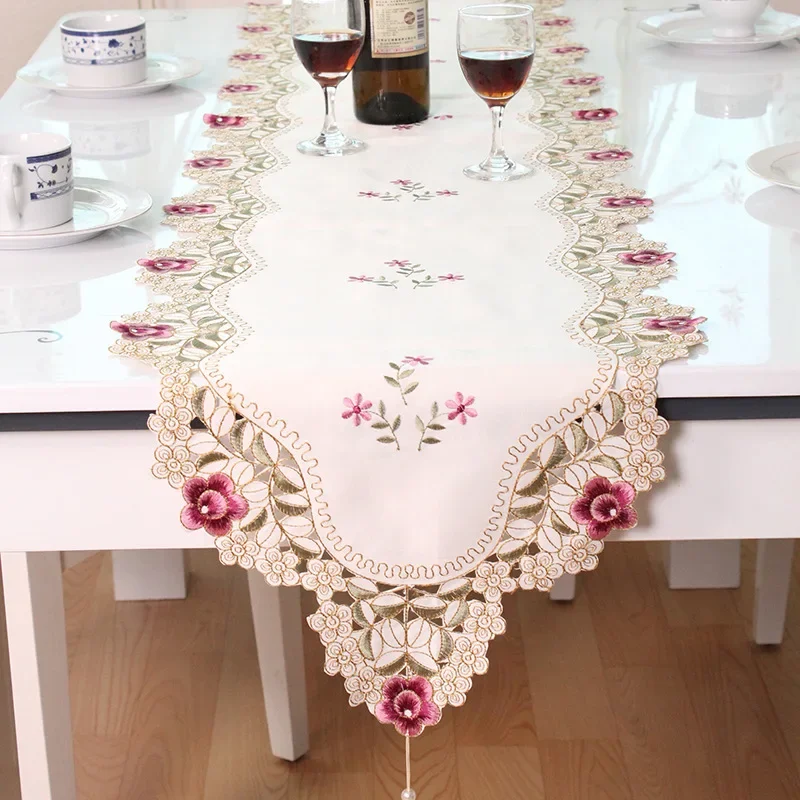 

Table Runner Europe Embroidered Tablecloth Christmas Table Runners Table Cover Cup Mat Flower Shoe Cabinet Wedding Decoration