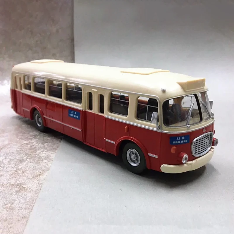 1:43 Scale Beijing Peking Skoda 706 Bus Simulation Alloy Car Model Diecast Toy Collectible Souvenir Decoration Gift Toys Cars