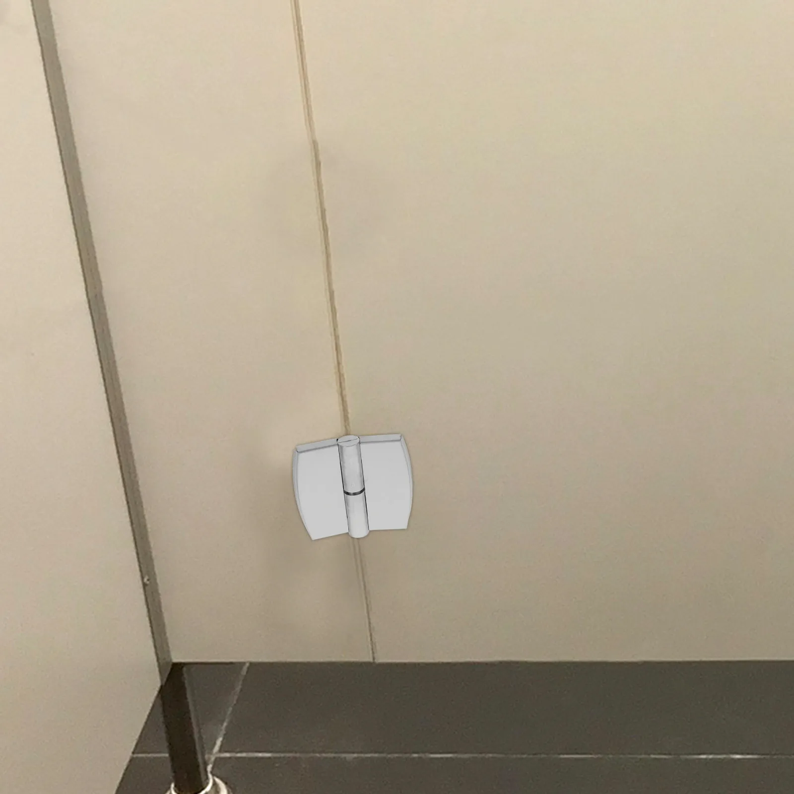 

2 шт. усиленных самозакрывающихся петель из нержавеющей стали для туалетных перегородок, фурнитура для общественных санузлов