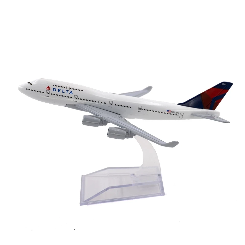 1/400 Aircraft Models Boeing 747 Delta Airlines 16cm Alloy B747 Airplane Toy Children Kids Gift for Collection