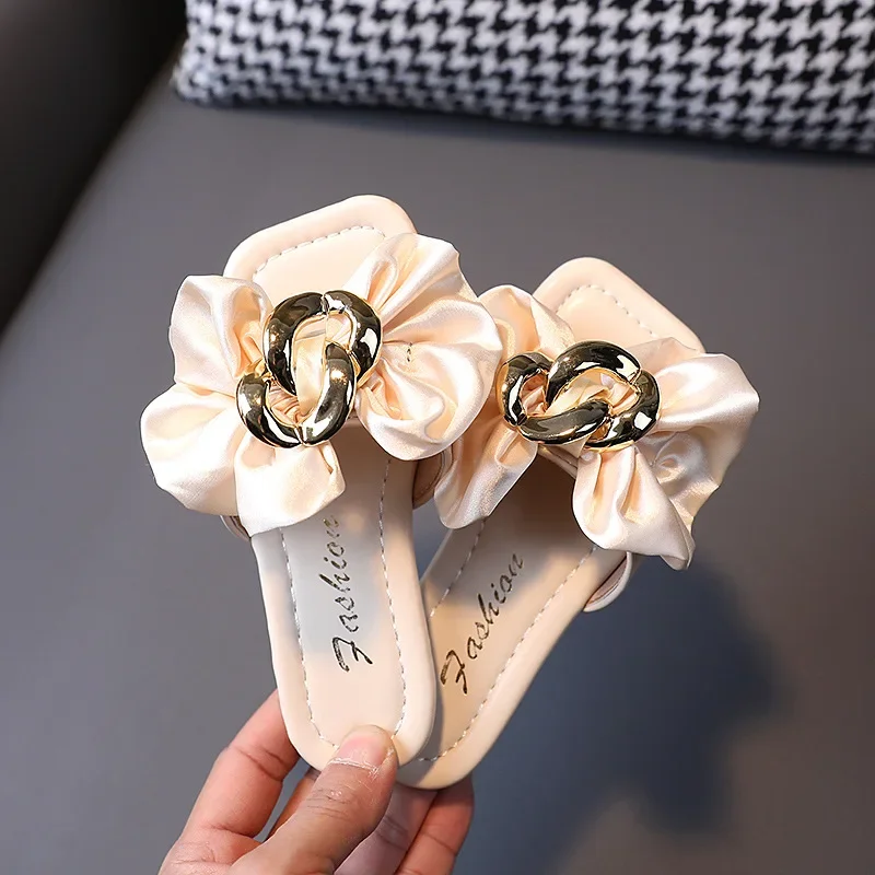 2024 Summer New Korean Style Girls Bow Soft with Metal Versatile Green Slippers Casual Square-toe Open-toe Dress Beach Sandals