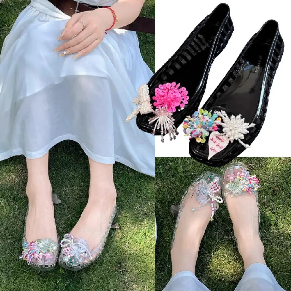 

Ladies Hollow Flat Sandals Shoes Buckles Crystal Jelly Shoe Decoration Adult Girls Mouth Single Shoe Buckle Women Shoe Charm Hot