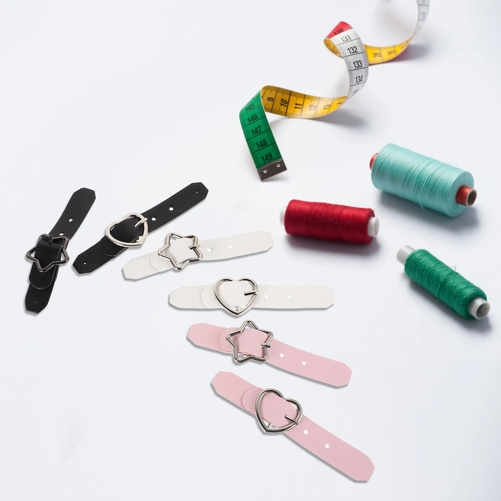 8 قطعة حزام أسود قابل للتعديل مشبك معدني على شكل نجمة على شكل قلب للنساء حقيبة ملابس حذاء إغلاق زخرفي مسامير يدوية ذاتية الصنع