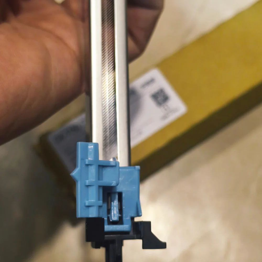 

1PCS DK1150 DK1153 Charge Unit for Kyocera DK 1150 1160 1170 1180 1153 116 High Quality Charge Corona Unit Copier Spare Parts