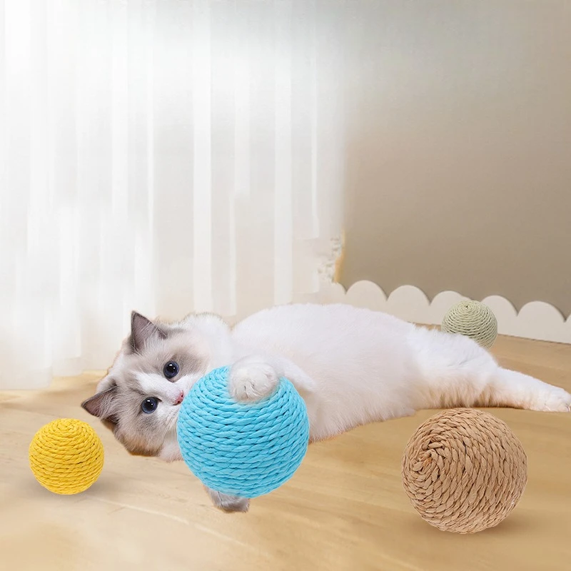 

Interactive Cat Scratching Ball Toy For Kitten Teeth Cleaning Anti Bite 8CM Super Big Cat Ball Sounding Toy Pet Supplies
