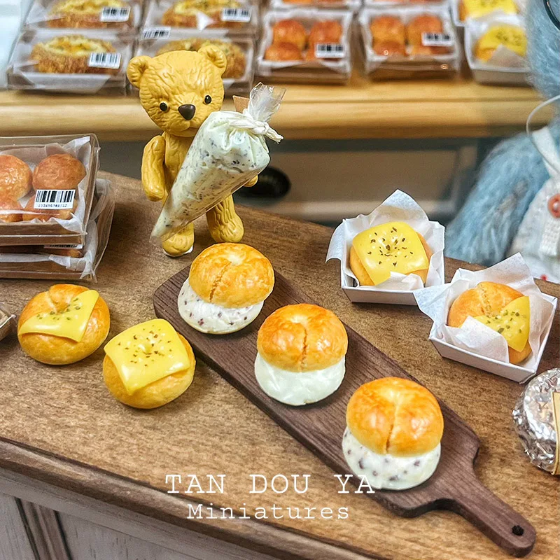 Miniature toy Clay bread cheese bagel mini handmade for DIY 1:6 1:12 bjd ob11 blythe dollhouse props Dolls accessories