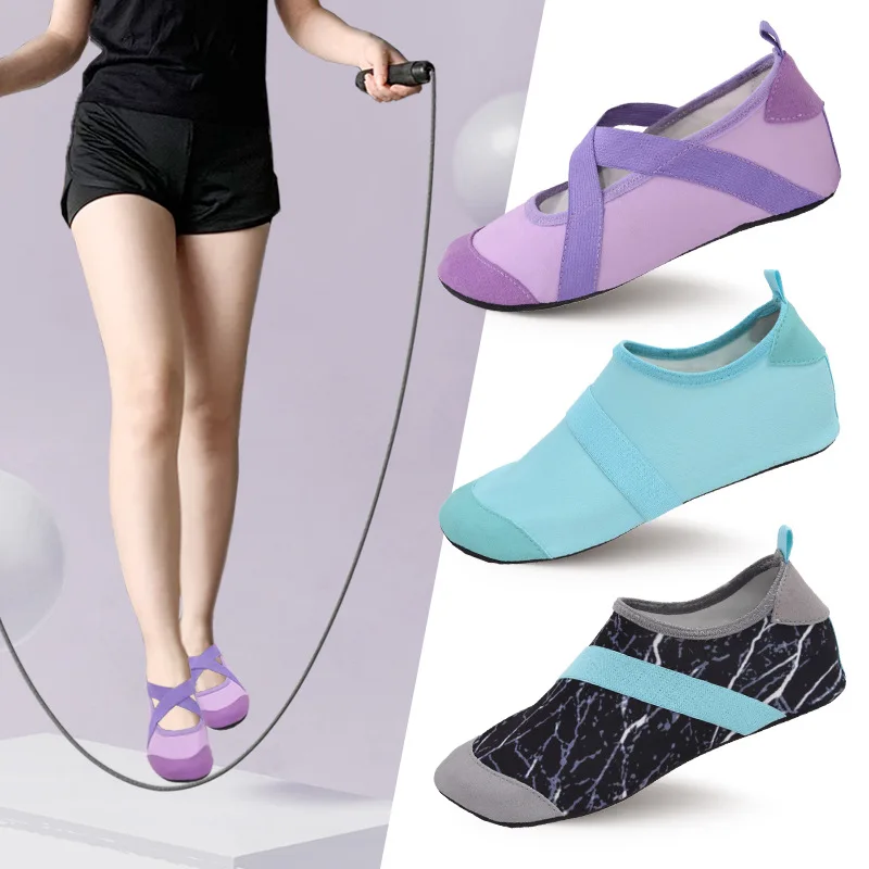 Women Yoga Sneakers Barefoot Socks Shoes Non-Slip Water Fitness Sports Lightweight Soft Diving Wading Shoes Beach Swimming Shoes