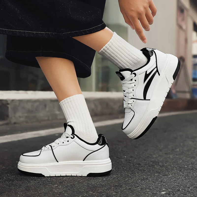 

Vintage-pattern Platform Senior Shoes: 25 Autumn Couples' Sneakers, Unisex, Elevated, Comfortable & Versatile