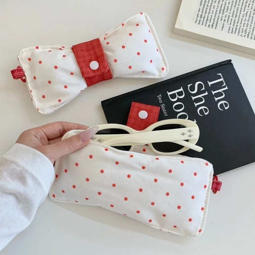 Bow Shape Wave Point Eyeglass Case Portable Snap-button Sunglasses Pouch Cotton Padded Anti-scratch Eyewear Case Outdoor Carry