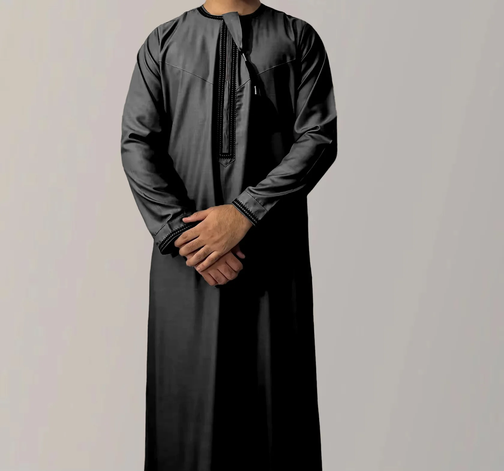 New Arabian Style Robe, Solid Color Round Neck Embroidered Thick Tassel, A Must-have for Saudi Men Agbada African Agbada for Men