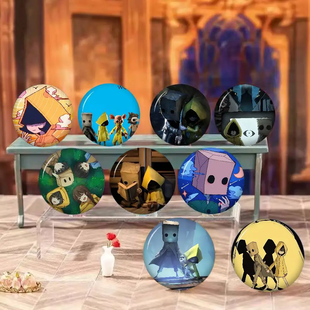 L-Little Nightmares Tinplate Pin Button Custom Anime Role Old-school Brooch Cartoon Collar Badge Jewelry Gift Fans
