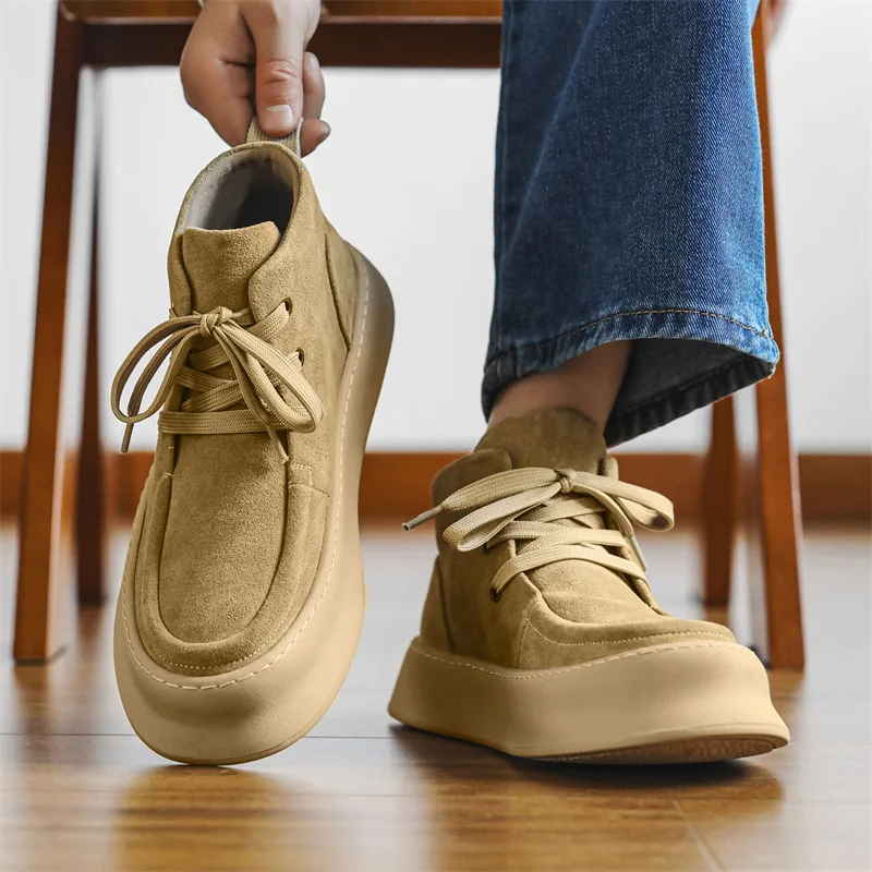 

Casual shoes 2026 autumn and winter leather thick soled high top shoes for men with plush lace up workwear shoes