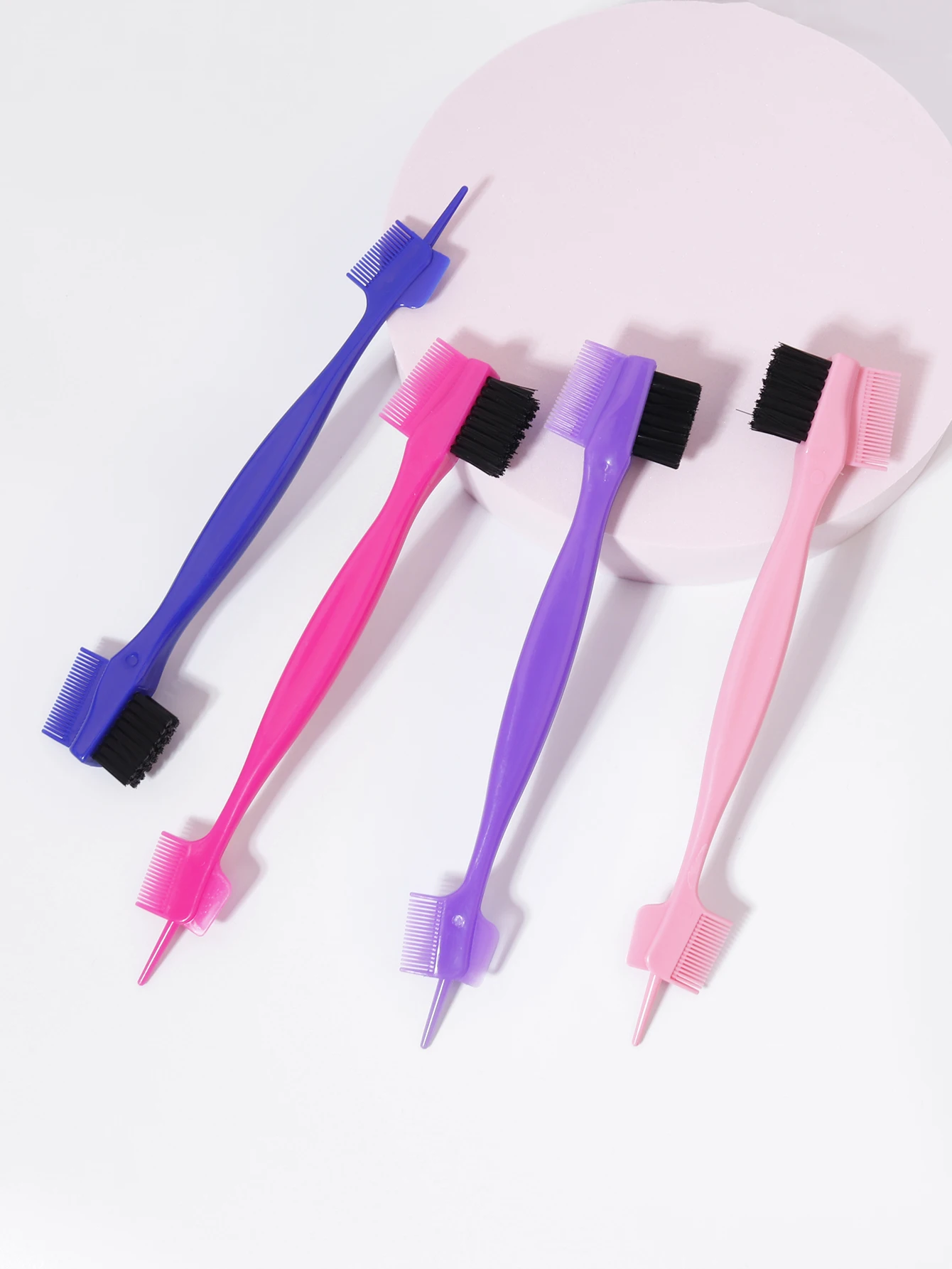 

1/4pcs edge control brush comb, used for combing and cutting hair on the edges and back of women, special for real hair wigs