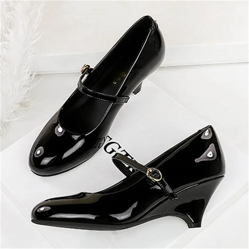 BIGTREE Spring Fashion Round Toe Buckle Strap Pumps Woman Wedges Heels Elegant Ladies Shoes Zapatillas De Mujer view 2