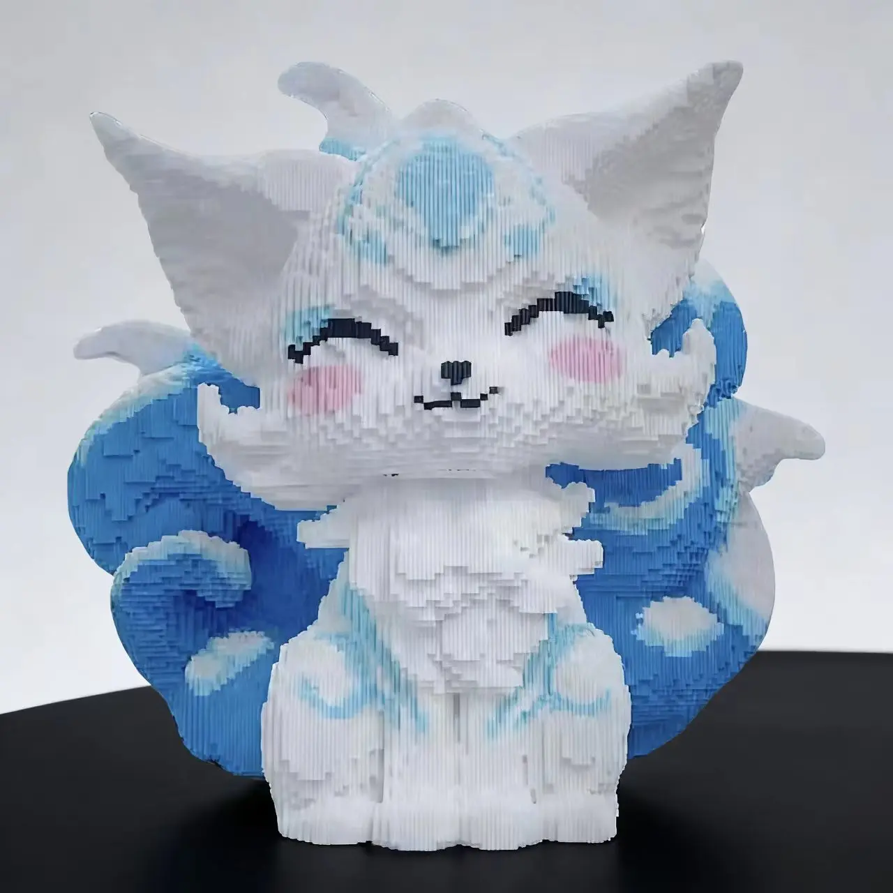 2,000 pieces of creative Blue Fox building blocks, suitable for use in offices, homes, bookcases, and other settings. view 4