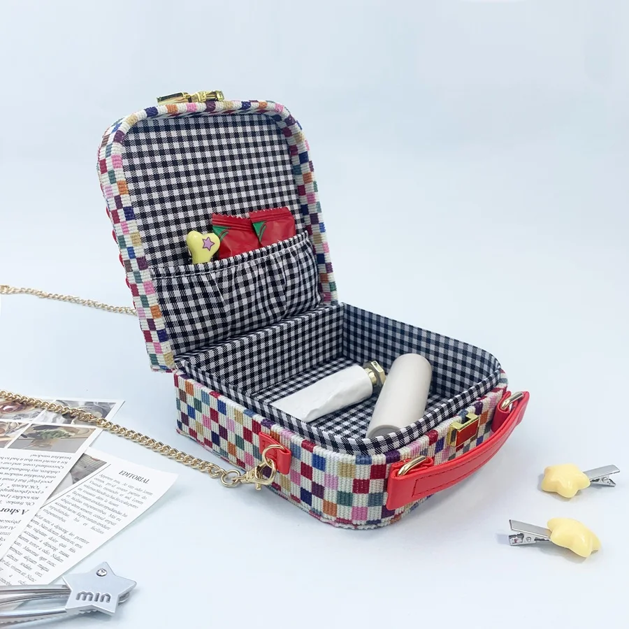 

Children Gift Box Bag Kid Birthday Packaging for Candy Sweets Storage Party Favor ﻿Merry Christmas Flipped Gift Tote Box S026