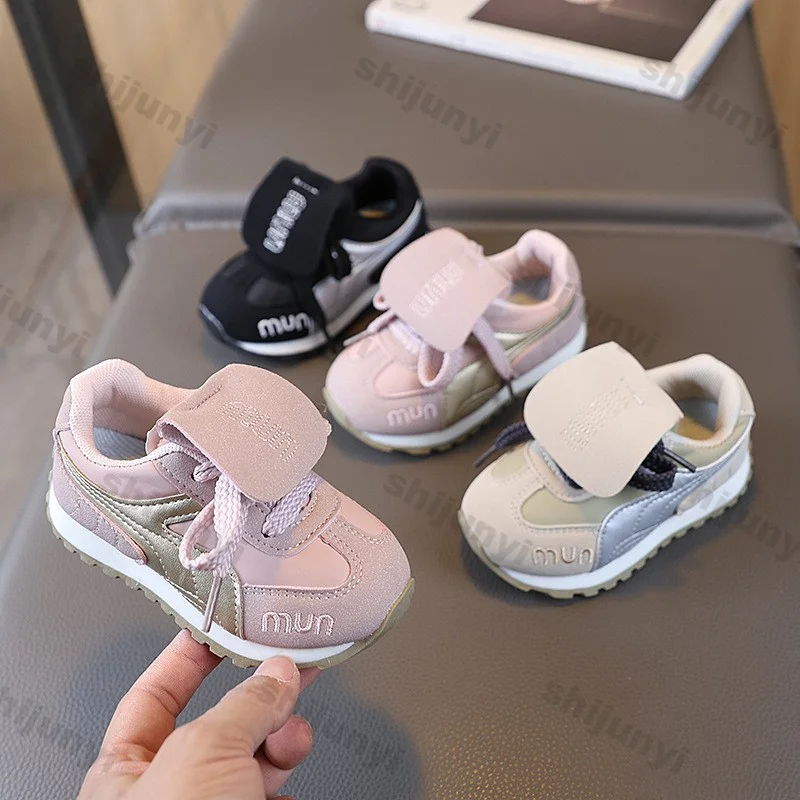 

2025 Spring Kids Sports Shoes New Boys Girls Antiskid Shoes Comfortable Sandals Baby Casual Flat Shoes Kids Soft Sole Sneakers